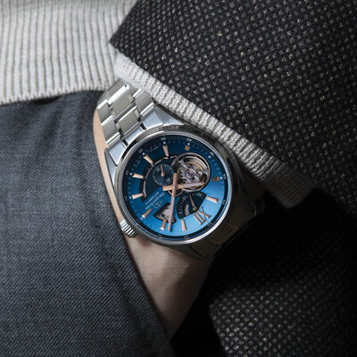 Orient Star Contemporary Modern Skeleton Automatic RE-AV0122L00B Limited Edition 1200pcs (+ náhradný remienok)