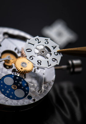 Frederique Constant Manufacture Classic Moonphase Power Reserve Big Date FC-735S3H6