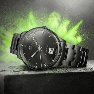 Mido Commander Automatic Big Date M021.626.33.061.00