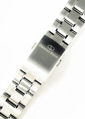 Oceľový náramok Orient Star UM029211J0 20mm (pro RE-AT00), strieborný