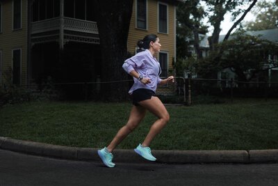 Garmin Forerunner 165 Music, Berry/Lilac