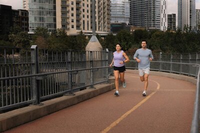 Garmin Forerunner 165 Music, čierna/sivá