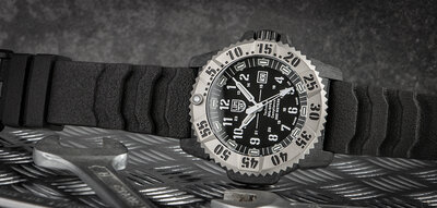 Luminox Mil Spec Inspired XL.3351.1.SET (+ náhradný remienok)