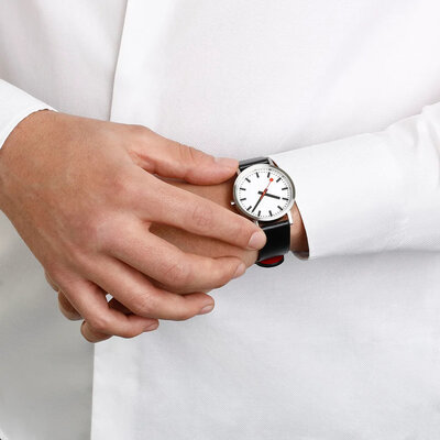 Mondaine Classic Quartz A660.30314.16OMV