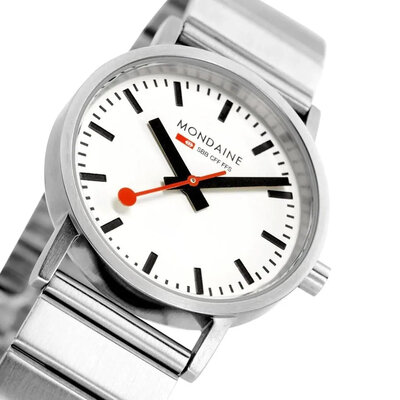 Mondaine Classic Quartz A660.30314.16SBJ