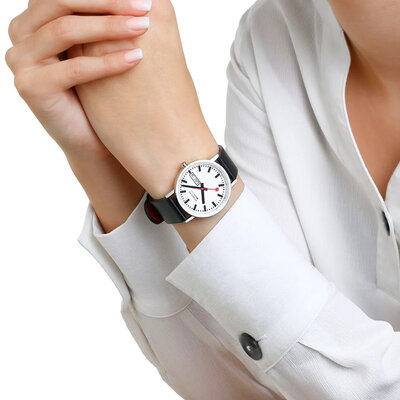 Mondaine Classic Quartz A667.30314.11SBBV