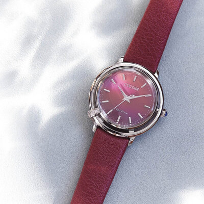 Citizen Elegant Eco-Drive EM1090-78X (+ náhradný remienok)