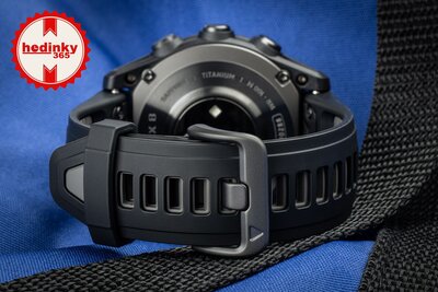 (SK) Garmin Fenix 8 AMOLED 43mm, Sapphire Carbon Gray Titanium Black