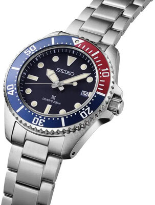 Seiko Prospex Sea Solar Diver SNE595P1