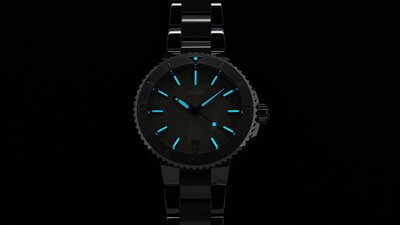 Oris Aquis Date Automatic 01 733 7770 4157-07 8 18 05P