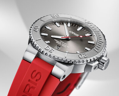 Oris Aquis Date Relief Automatic 01 733 7730 4153-07 4 24 66EB