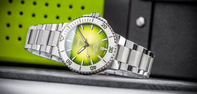 Oris Aquis Date Taste of Summer Automatic 01 733 7787 4137-07 8 22 04PEB