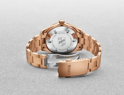 Oris Divers Sixty-Five Cotton Candy Automatic 01 733 7771 3158-07 8 19 15