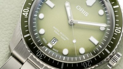 Oris Divers Sixty-Five Date Automatic 01 733 7707 4057-07 8 20 18