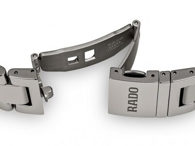 Rado HyperChrome Diamonds Automatic R32523722