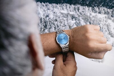 Perrelet Weekend 3 Hands Ice Blue A1300/B (+ náhradný remienok)