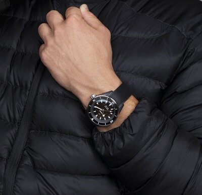 Rado Captain Cook High-Tech Ceramic Automatic R32127156