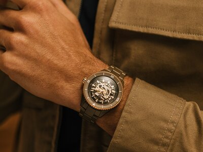 Rado Captain Cook High-Tech Ceramic Skeleton Automatic R32150162