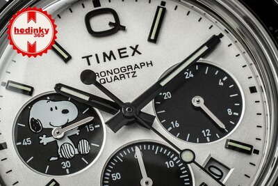 Timex Q x Peanuts Snoopy TW2W68900UK