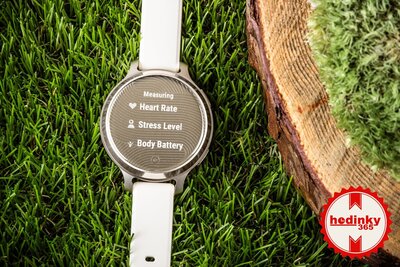 Garmin Lily 2 Active Lunar Gold / Bone Silicone Band