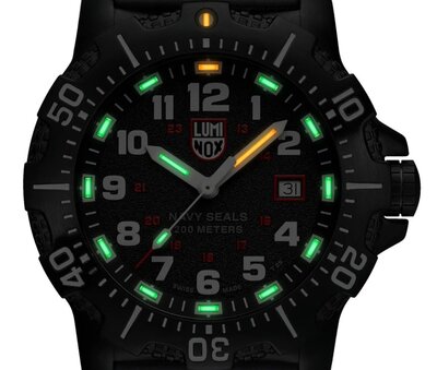 Luminox Navy Seal 4230 Series XS.4231.SET (+ náhradný remienok)