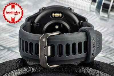 (SK) Garmin Forerunner 570 42mm, Slate Gray, Translucent Black