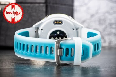 (SK) Garmin Forerunner 570 47mm, Amp Yellow, Translucent Whitestone, Turqoise Band