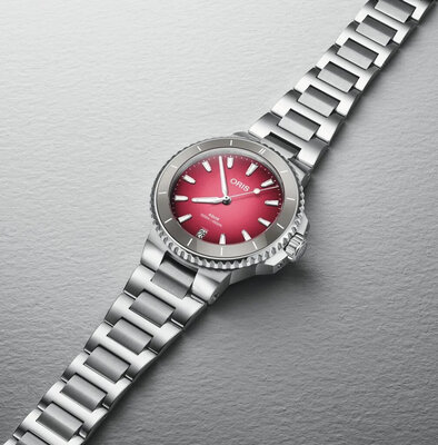 Oris Aquis Date Taste of Summer 2025 Automatic 01 733 7792 4158-07 8 19 05P