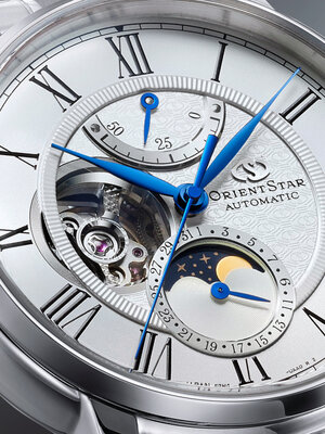 Orient Star Classic M45 F7 Moon Phase Open Heart Automatic RE-BT0005S00B (+ náhradný remienok)