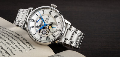 Orient Star Classic M45 F7 Moon Phase Open Heart Automatic RE-BT0005S00B (+ náhradný remienok)