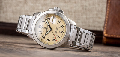 Festina Swiss Made 20081/1 (+ 2 náhradné popruhy)