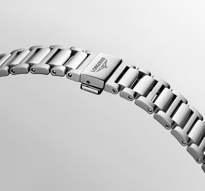 Longines Conquest Automatic L3.830.4.52.6
