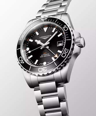 Longines Conquest HydroConquest Automatic GMT L3.790.4.56.6