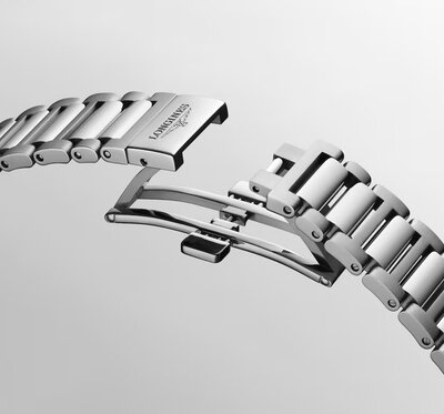 Longines Conquest Automatic L3.720.4.52.6