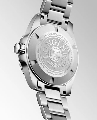 Longines Conquest HydroConquest Automatic GMT L3.790.4.06.6