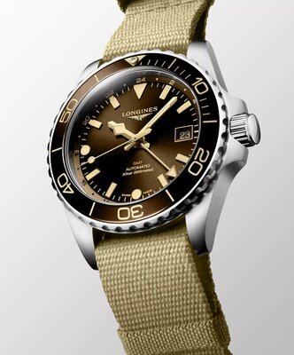 Longines Conquest HydroConquest Automatic GMT L3.790.4.66.2