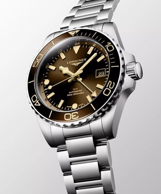 Longines Conquest HydroConquest Automatic GMT L3.790.4.66.6