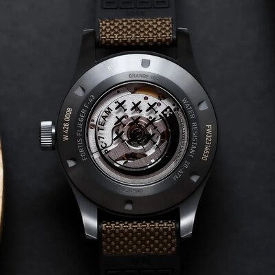 Fortis Flieger F-43 Triple-GMT Automatic COSC Chronometer F4260004 Limited Edition 100pcs (+ náhradný remienok)