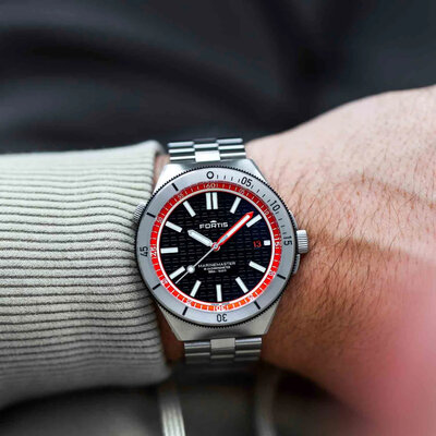 Fortis Marinemaster M-44 Automatic COSC Chronometer F8120014