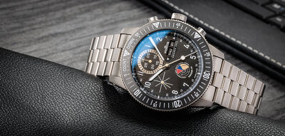 Fortis Novonaut N-42 Automatic Chronograph Amadee-24 F2040016 (+ náhradní řemínek) Limited Edition 100pcs