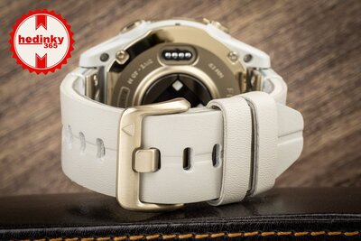 (SK) Garmin Fenix 8 AMOLED 43mm, Sapphire Soft Gold Stainless Steel Fog Gray Limestone Leather Band (Premium) (+ náhradný remienok)