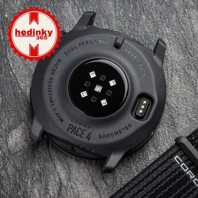 Coros Pace 4 Black / Nylon Band