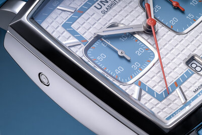 Union Glashütte Averin Chronograph D015.527.17.011.02 (+ náhradný remienok)