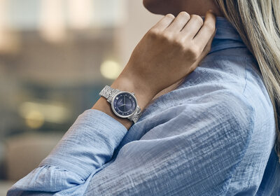 Wenger Urban Donnissima Quartz 60.1721.120 (+ náhradný remienok)