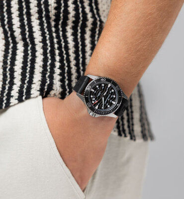 Hamilton Khaki Navy Scuba Automatic H82415330