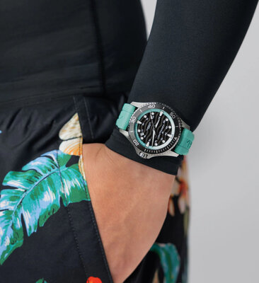 Hamilton Khaki Navy Scuba Automatic H82415331