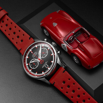 Prim Legendy 2026 Quartz W91P.13279.B (+ náhradní řemínek) Limited Edition 100pcs
