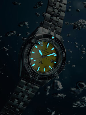 Certina DS Super PH2000M Automatic Powermatic 80 C050.607.44.361.02 (+ náhradný remienok)