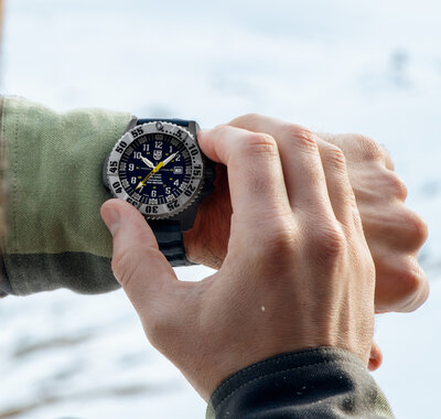 Luminox MIL-SPEC XL.3355.SET (+ náhradný remienok)
