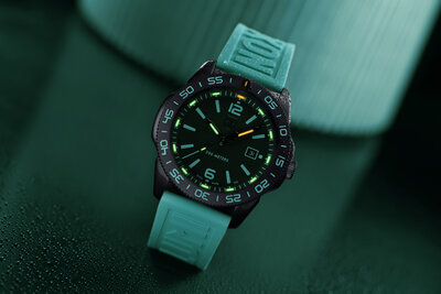 Luminox Sea XS.3124.N.SET Pacific Diver (+ náhradný remienok) Limited Edition 777pcs